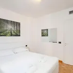 Apartament Light Blue Home-sempione Park-metro M2-brera Mediolan